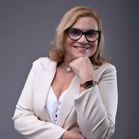 Ana Márcia Moreira de Oliveira