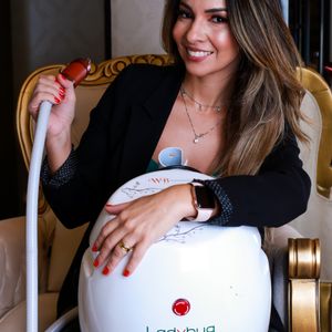 Especialista em medicina estética | Dra. Adriana Diniz