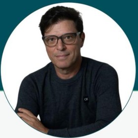 Dr. Fabrício João